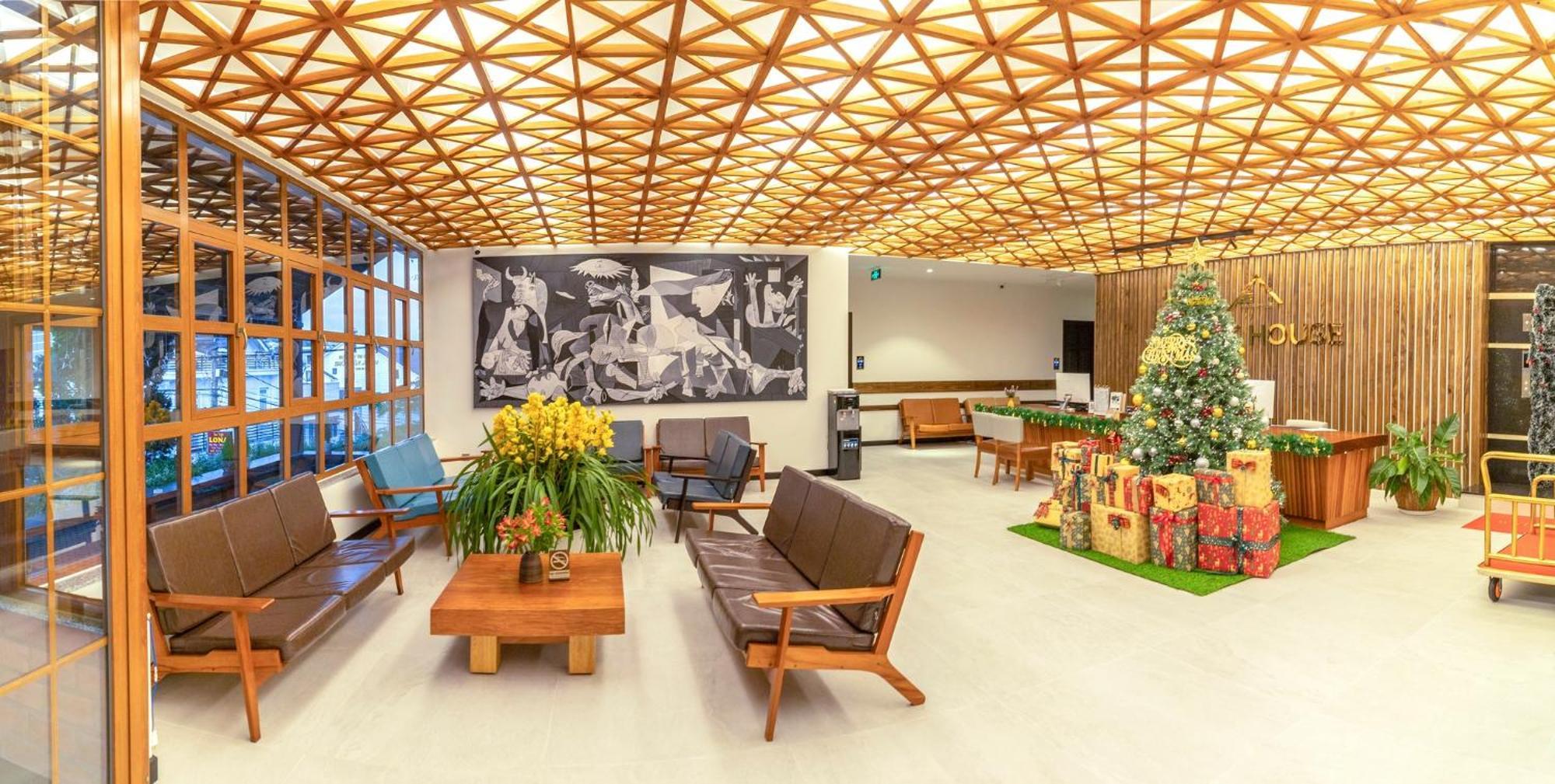 Brick House Dalat Hotel Bagian luar foto