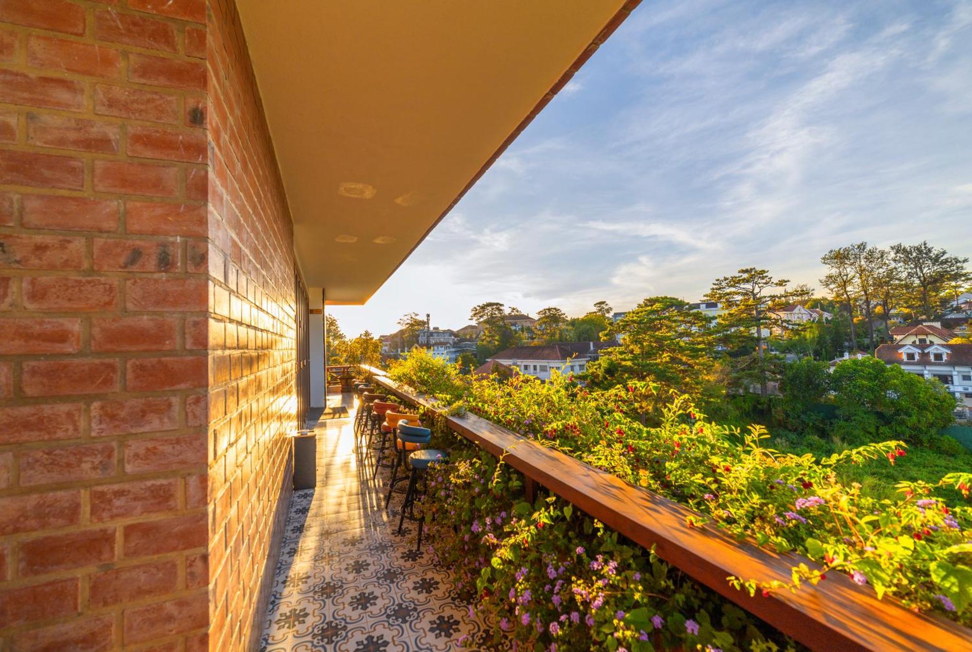 Brick House Dalat Hotel Bagian luar foto